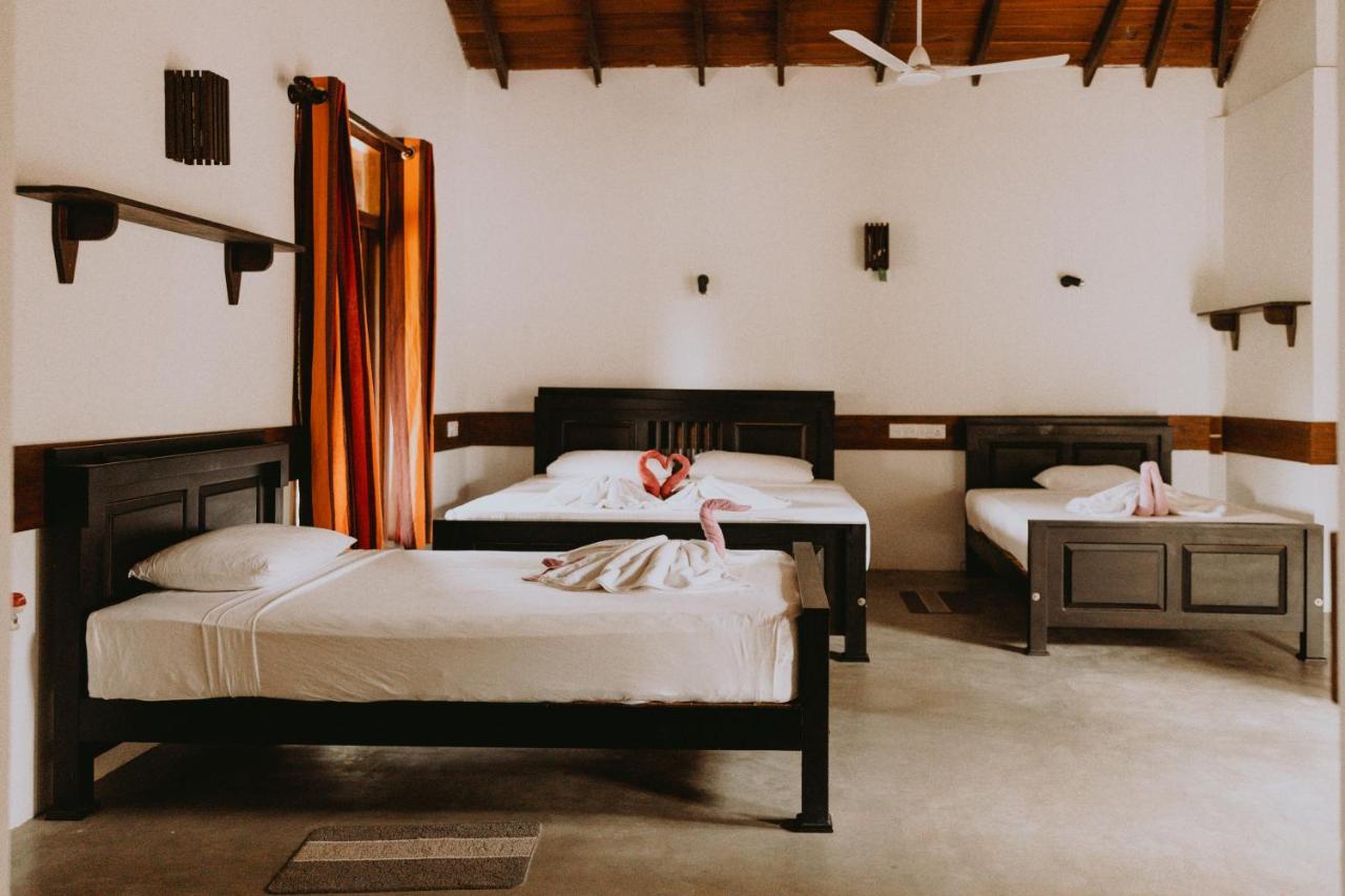 Shiva'S Beach Cabanas Tangalle Exterior foto