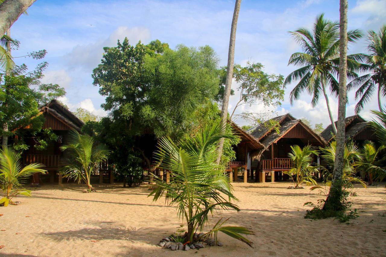 Shiva'S Beach Cabanas Tangalle Exterior foto
