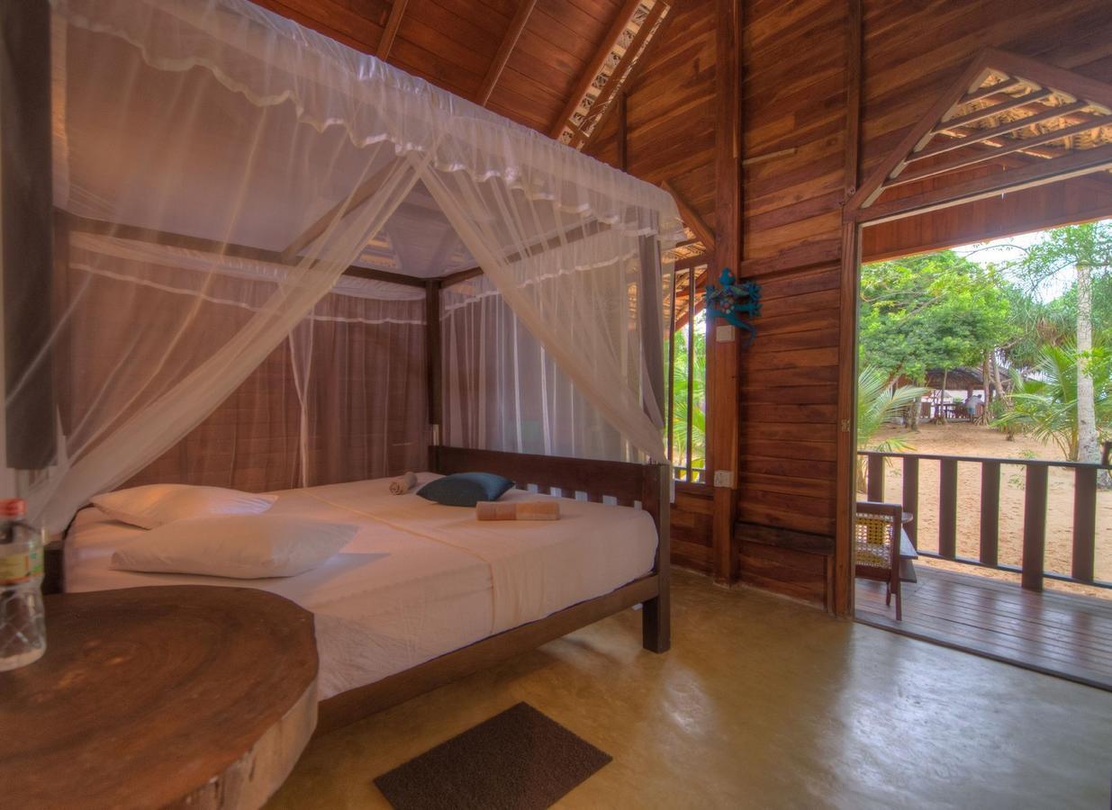 Shiva'S Beach Cabanas Tangalle Exterior foto